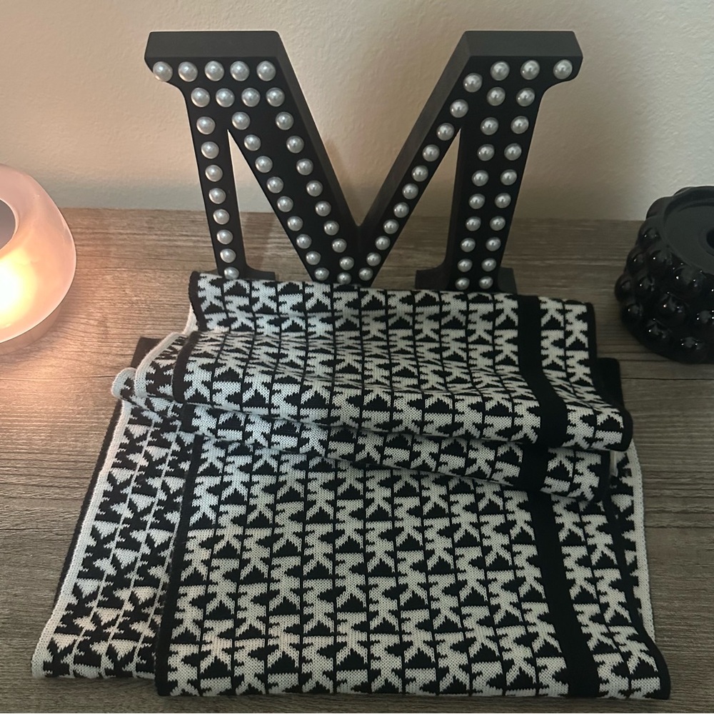 Black and White Patterned Scarf